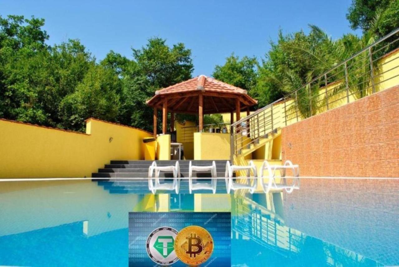 Crypto Villa G Херцег-Нови Экстерьер фото